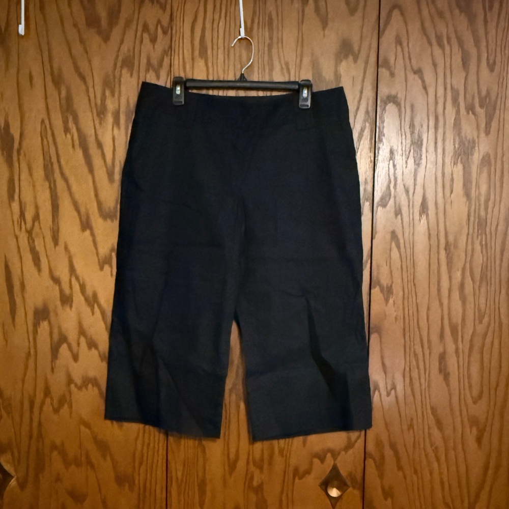White House Black Market Black Bermuda Shorts Size 14 Tailored Trouser